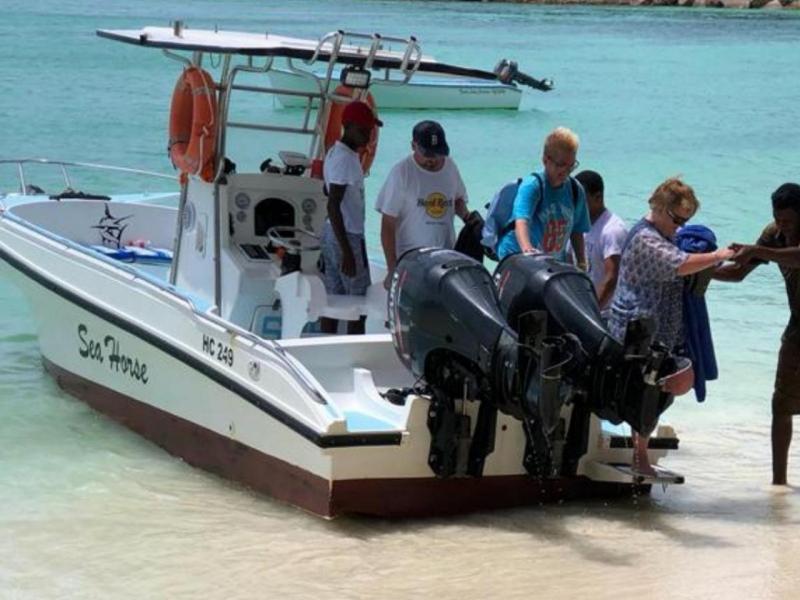 From Praslin Island to La Digue Island - Boat Transfer & Pick Up ...